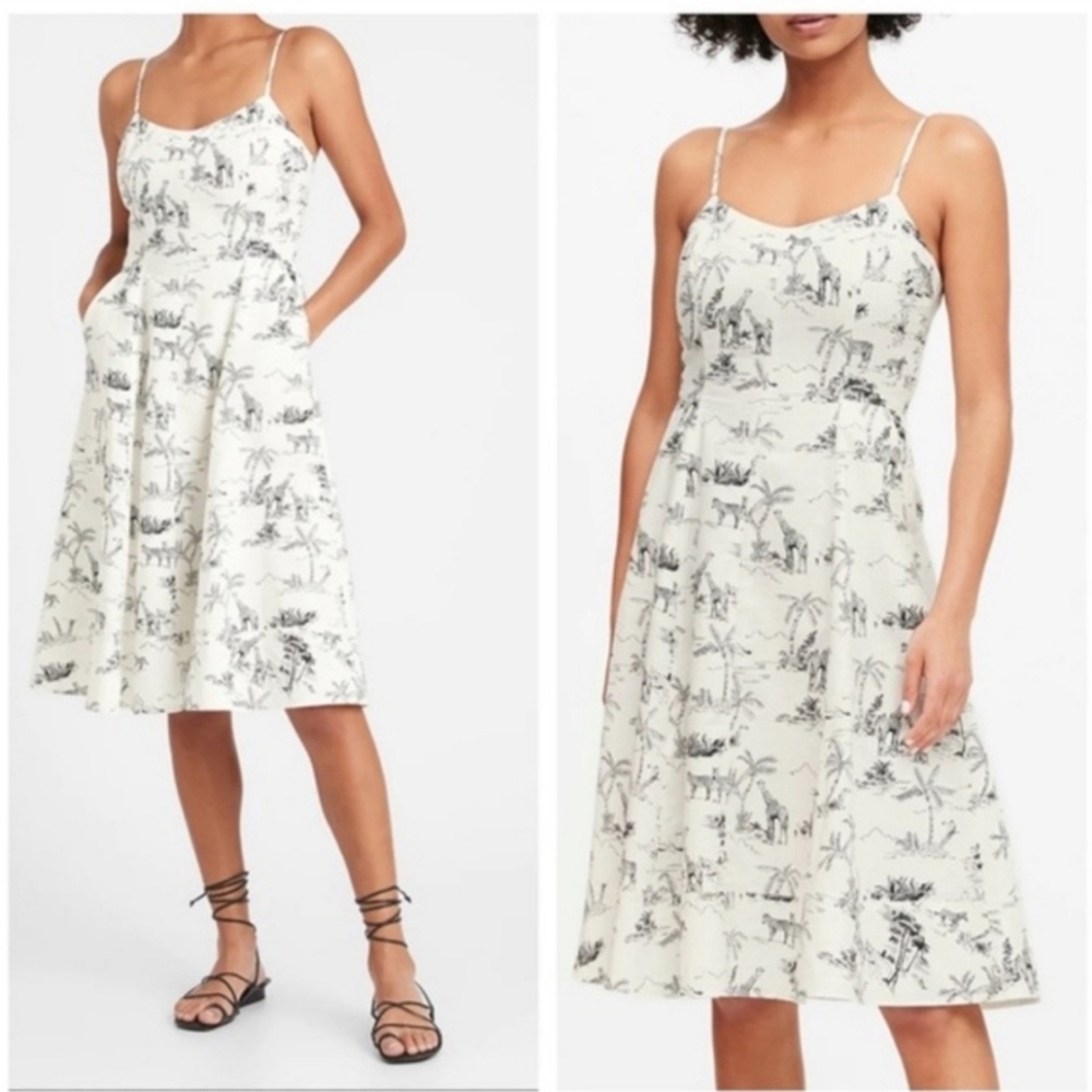 ☀️ Banana Republic linen blend sundress